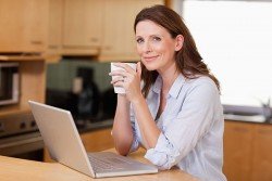 Woman-On-Computer